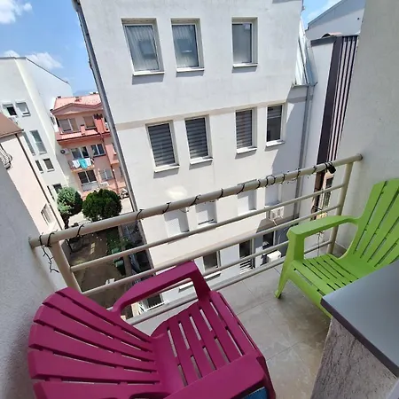 Apartment Jungle Joyland *